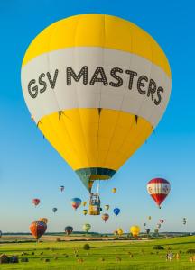 33 ballon masters